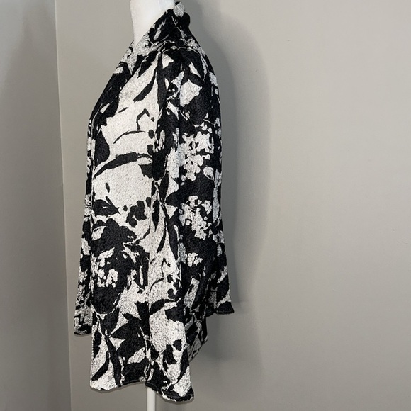 Easy Wear by Chico’s Open Blazer/Cardigan Size 2 - Picture 3 of 8